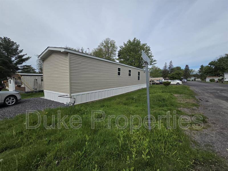 House for rent at 410 Donegal Dr, Utica, NY 13502