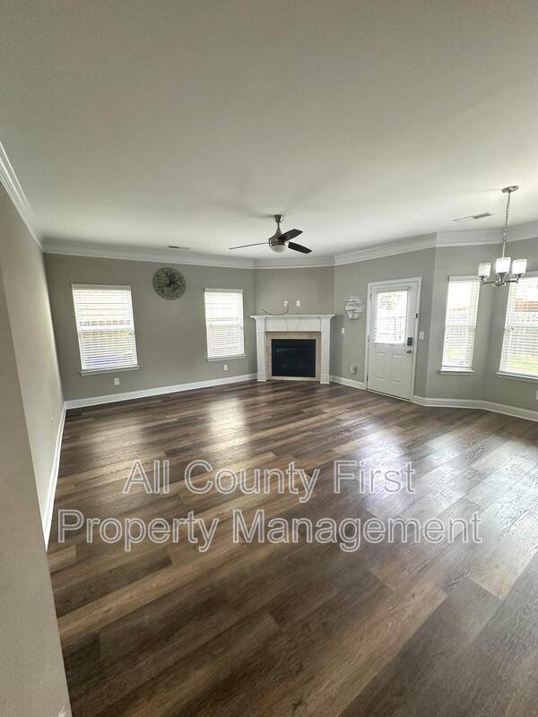 House for rent at 553 Sprayberry Dr, Stockbridge, GA 30281