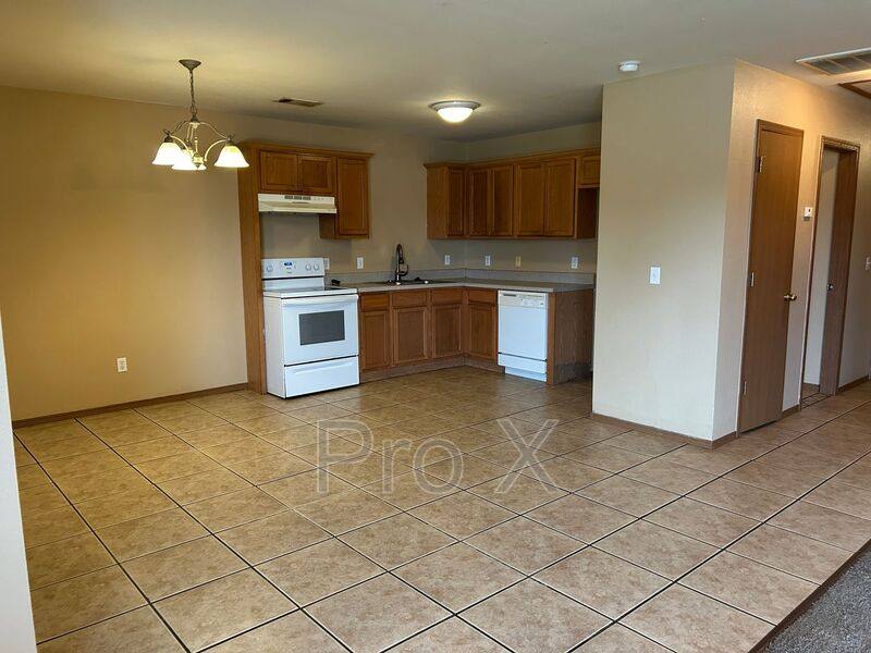 House for rent at 311 E Laura St, Rogers, AR 72758