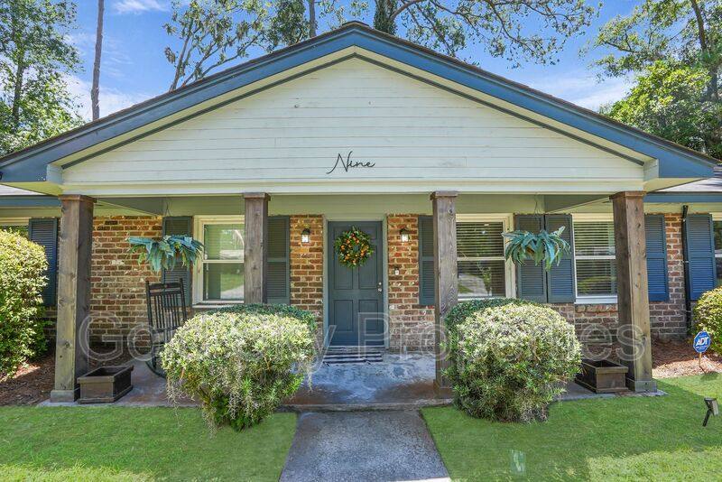 House for rent at 9 Hillyer Dr, Savannah, GA 31406