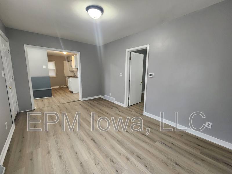 House for rent at 151 French St, Waterloo, IA 50703
