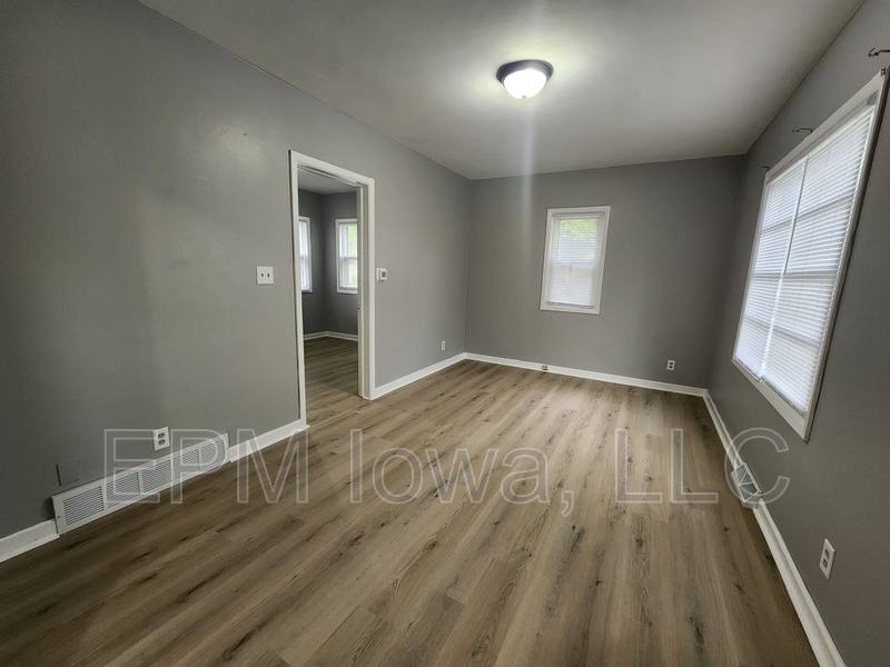 House for rent at 151 French St, Waterloo, IA 50703