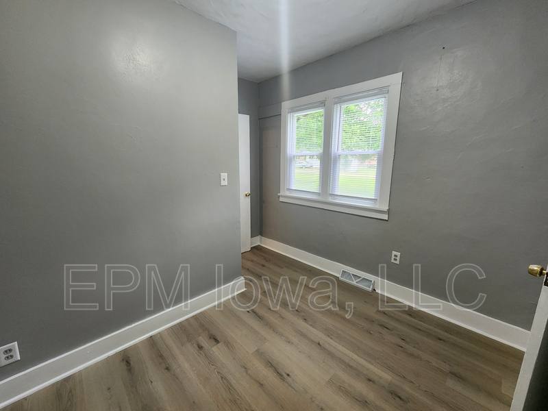 House for rent at 151 French St, Waterloo, IA 50703