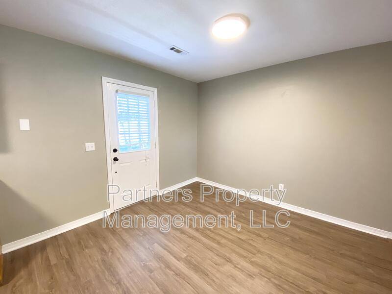Apartment for rent at 831 N 54th Ave, Fayetteville, AR 72704