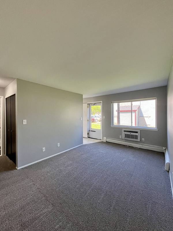 Apartment for rent at 1750 Saint Johns Blvd #17, Lincoln Park, MI 48146