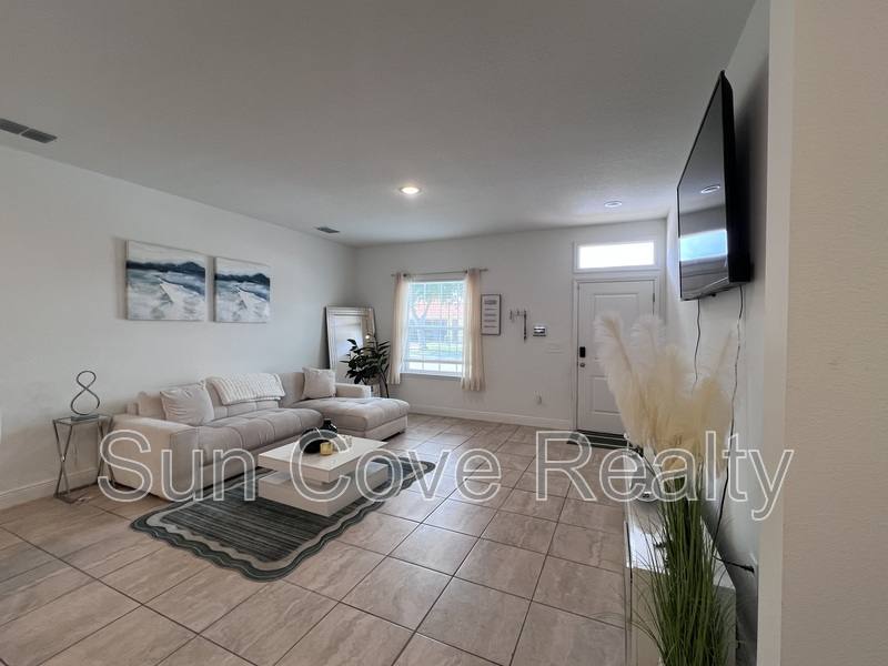Condo for rent at 1631 Cumin Dr, Kissimmee, FL 34759