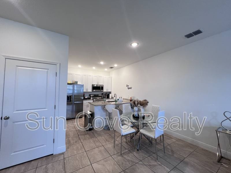 Condo for rent at 1631 Cumin Dr, Kissimmee, FL 34759