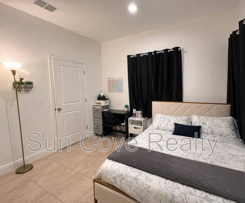 Condo for rent at 1631 Cumin Dr, Kissimmee, FL 34759