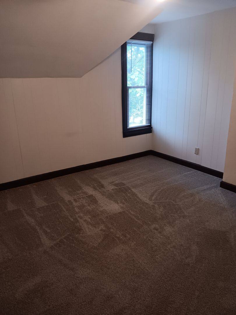 Apartment for rent at 908 S 6th Ave, Wausau, WI 54401