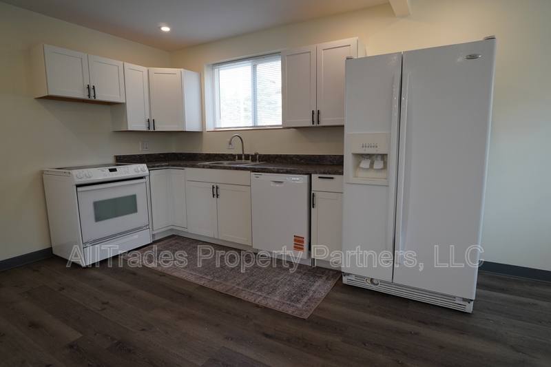 Apartment for rent at 408 Cavitt Ave #2, Trafford, PA 15085