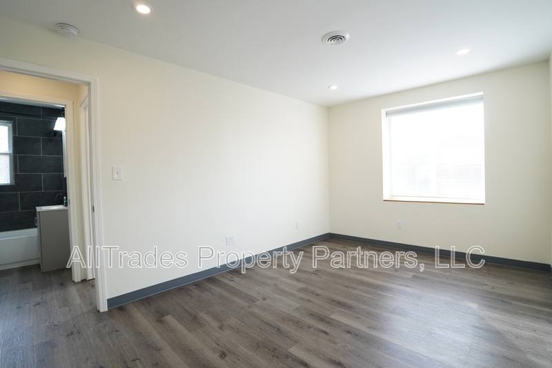 Apartment for rent at 408 Cavitt Ave #2, Trafford, PA 15085