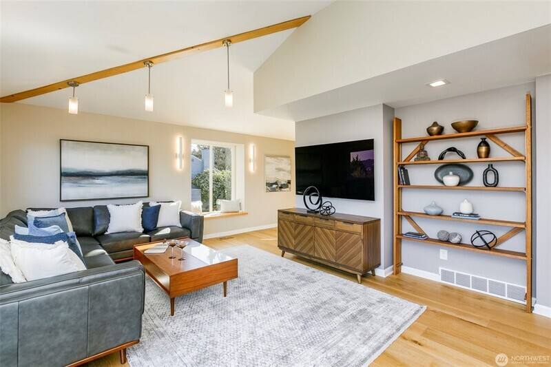 House for rent at 6001 60th Ave NE, Seattle, WA 98115