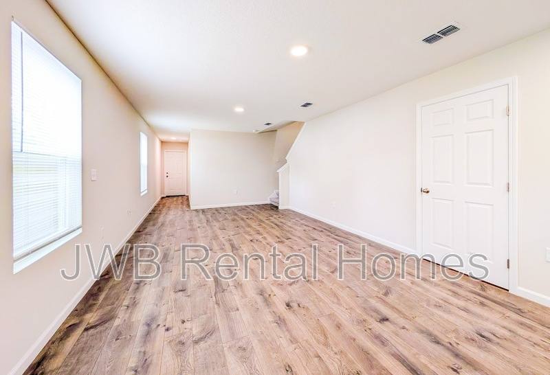 House for rent at 8617 Dandy Ave, Jacksonville, FL 32211