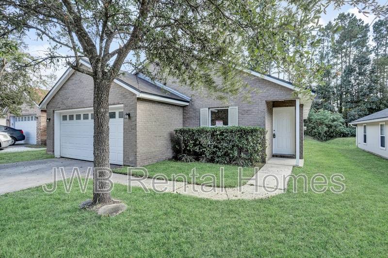House for rent at 8518 Maple St, Jacksonville, FL 32244