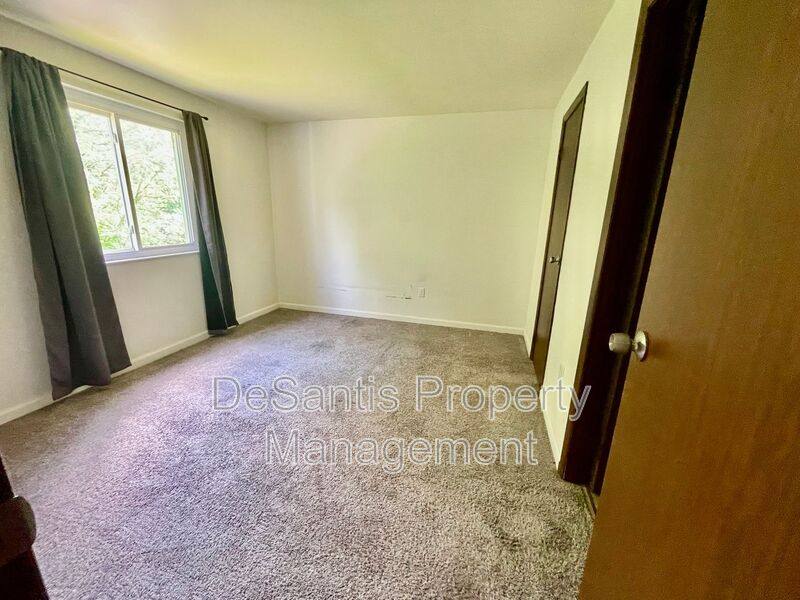 Apartment for rent at 946 Carle St #5, Baden, PA 15005
