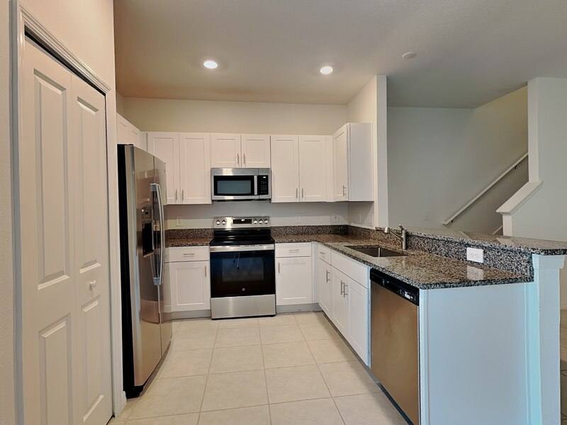 Townhouse for rent at 9207 Bonita Mar Dr, Parrish, FL 34219