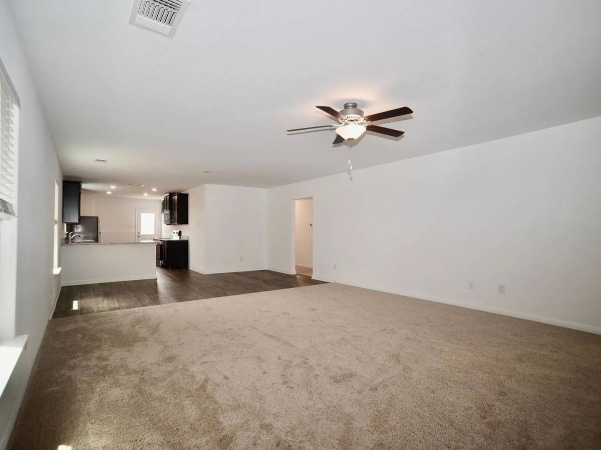 House for rent at 136 Maywood Lane, Jarrell, TX 76537