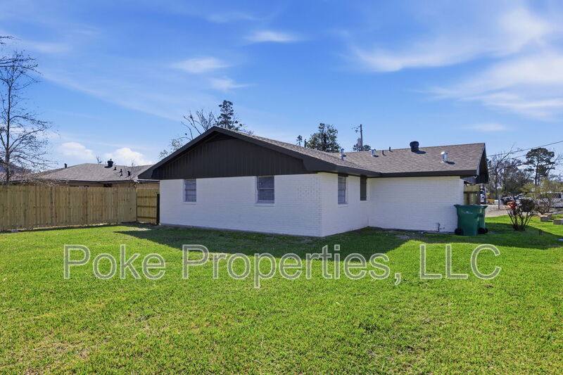 House for rent at 628 Urban St, Sulphur, LA 70663