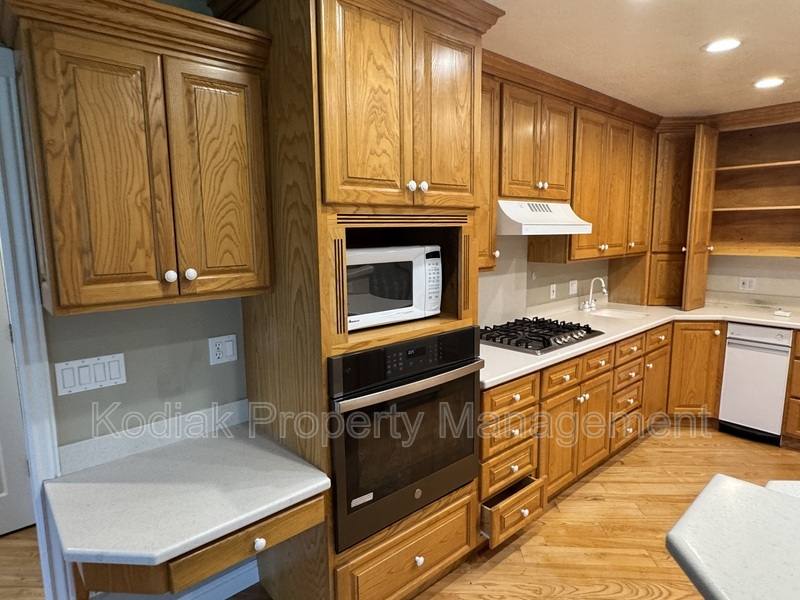 House for rent at 1673 E Webb Way, Layton, UT 84040