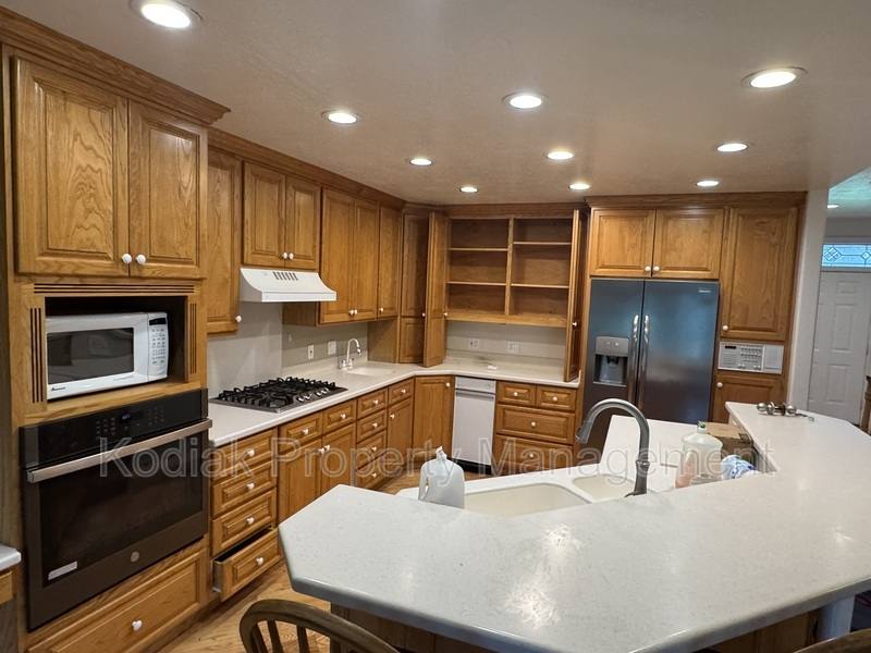 House for rent at 1673 E Webb Way, Layton, UT 84040