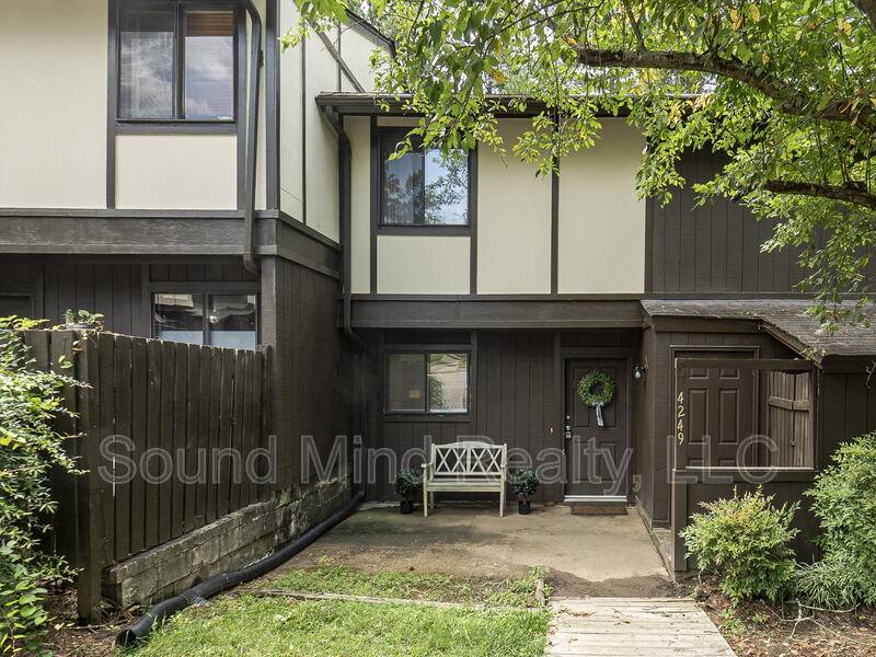 Townhouse for rent at 4249 Lake Ridge Dr #5-B, Raleigh, NC 27604