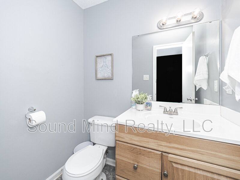 Townhouse for rent at 4249 Lake Ridge Dr #5-B, Raleigh, NC 27604