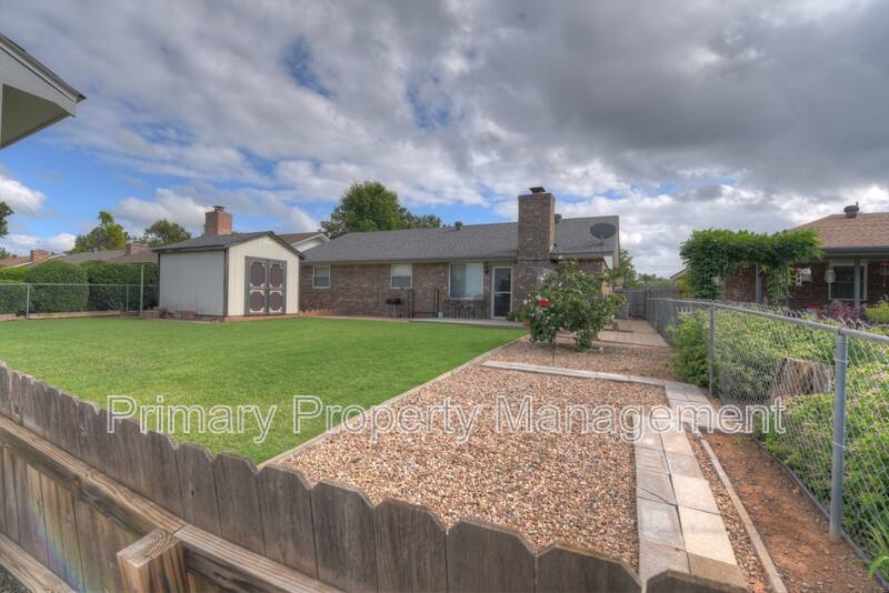 House for rent at 307 Vickie Dr, Yukon, OK 73099