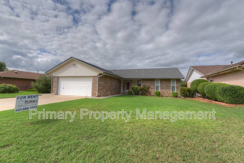 House for rent at 307 Vickie Dr, Yukon, OK 73099