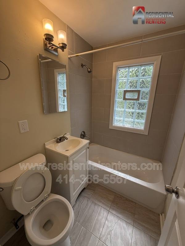 House for rent at 4703 N 45th St, Milwaukee, WI 53218