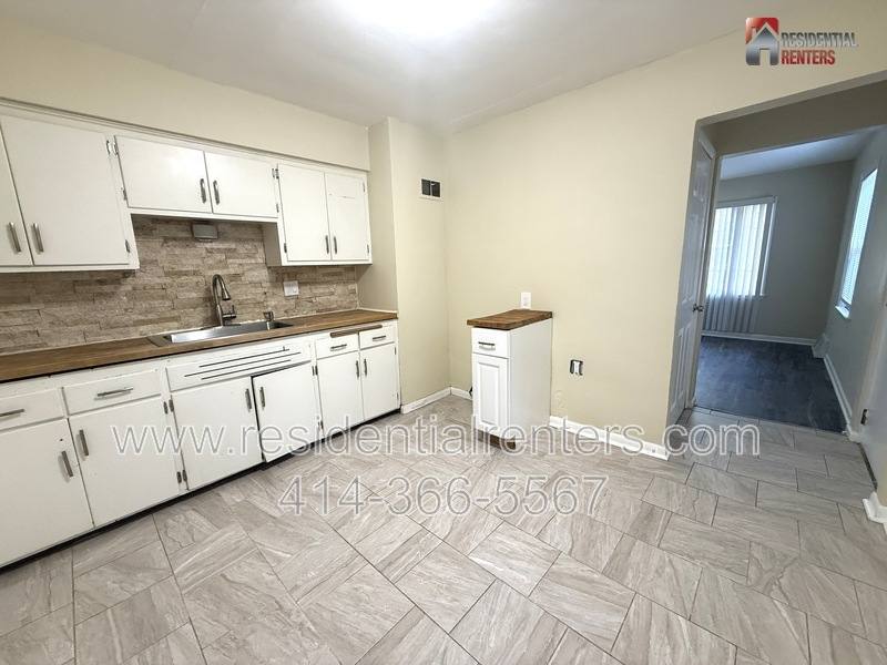 House for rent at 4703 N 45th St, Milwaukee, WI 53218