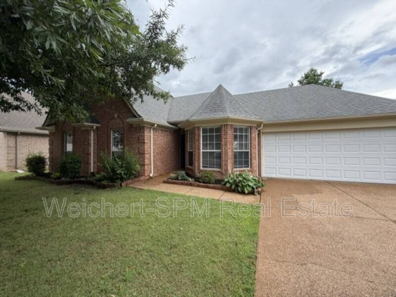 House for rent at 11245 Cashmere Woods Dr, Arlington, TN 38002