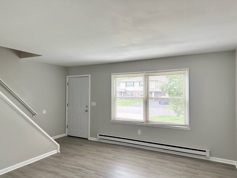 Townhouse for rent at 2030 Kevin Dr, Montgomery, IL 60538