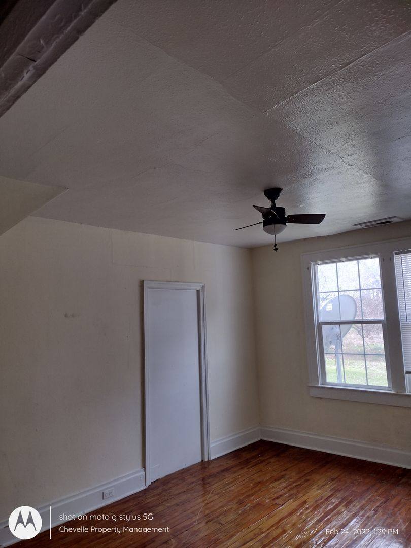 Apartment for rent at 180 Pine St, Winnsboro, SC 29180