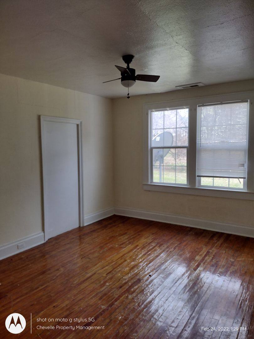 Apartment for rent at 180 Pine St, Winnsboro, SC 29180