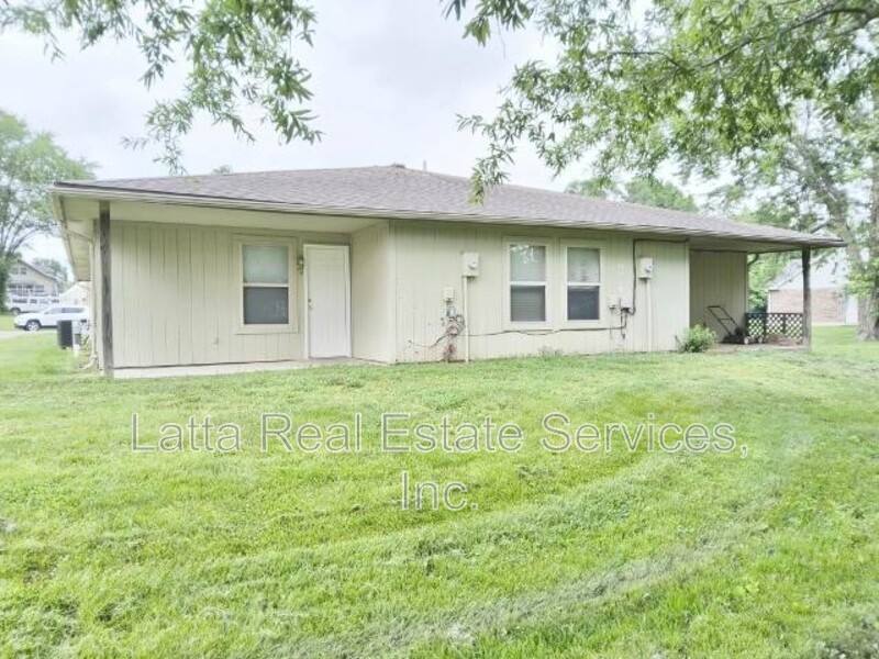 Apartment for rent at 715 W 26th St #B, Higginsville, MO 64037