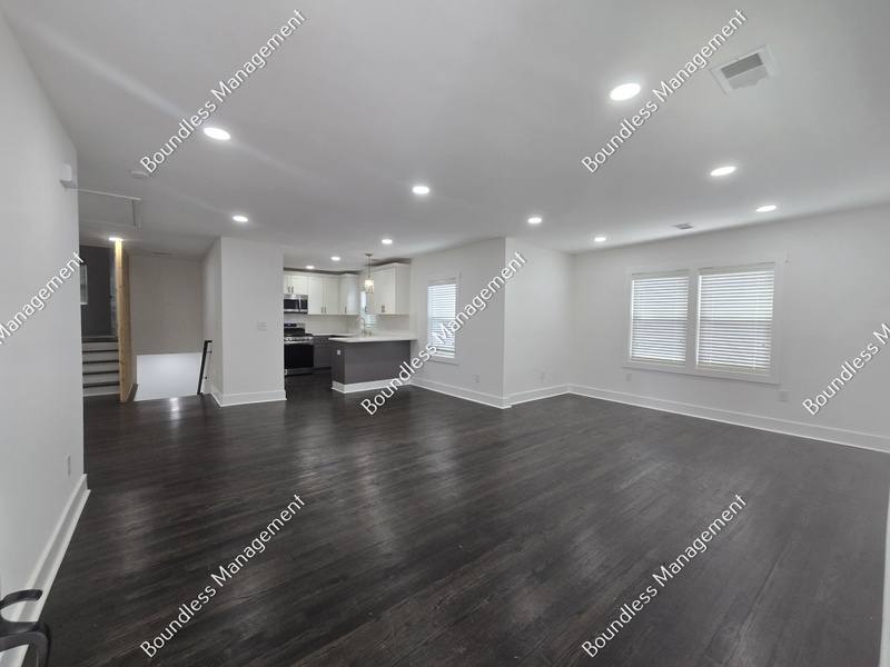 House for rent at 1064 Westmoor Dr NW, Atlanta, GA 30314