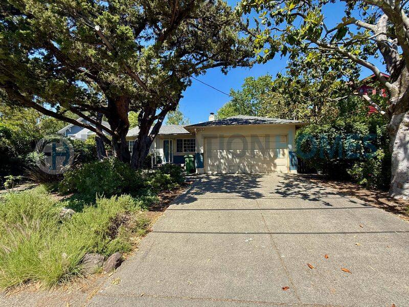 Apartment for rent at 128 McAllister Ave Kentfield, Greenbrae, CA 94904