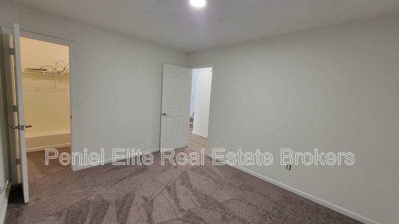 Apartment for rent at 3206 Diamond Bluff, Union City, GA 30291