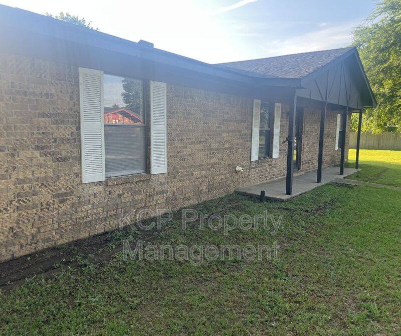 House for rent at 8516 S 35th Terrace, Fort Smith, AR 72908