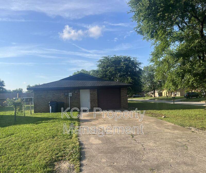 House for rent at 8516 S 35th Terrace, Fort Smith, AR 72908