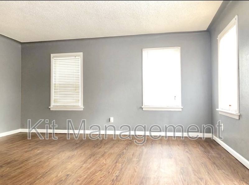 House for rent at 1338 Crestwood, Toledo, OH 43612