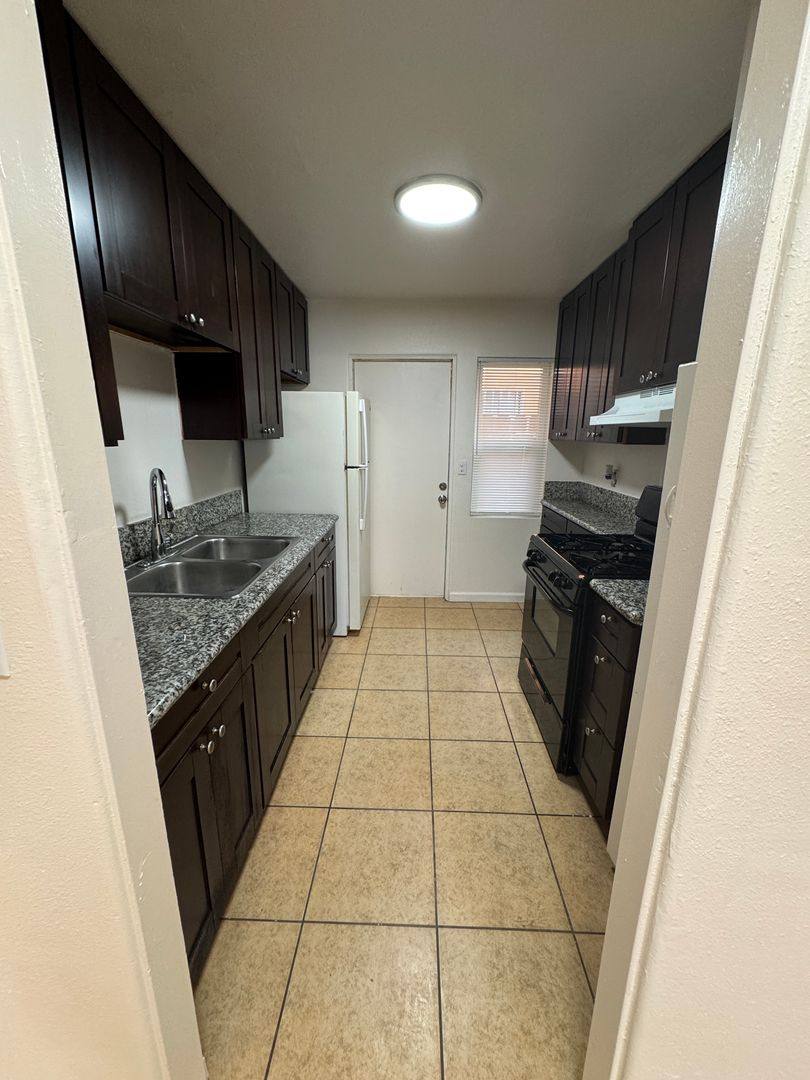 Apartment for rent at 4327 Altadena Ave, San Diego, CA 92115