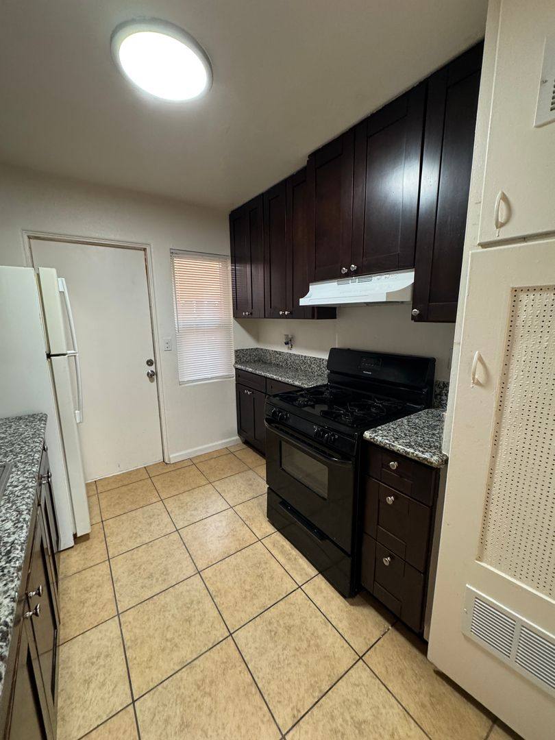 Apartment for rent at 4327 Altadena Ave, San Diego, CA 92115