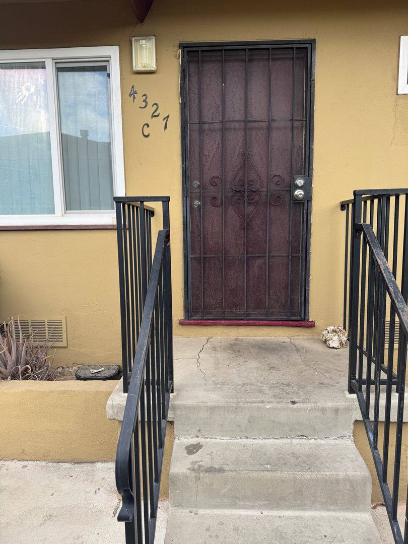 Apartment for rent at 4327 Altadena Ave, San Diego, CA 92115