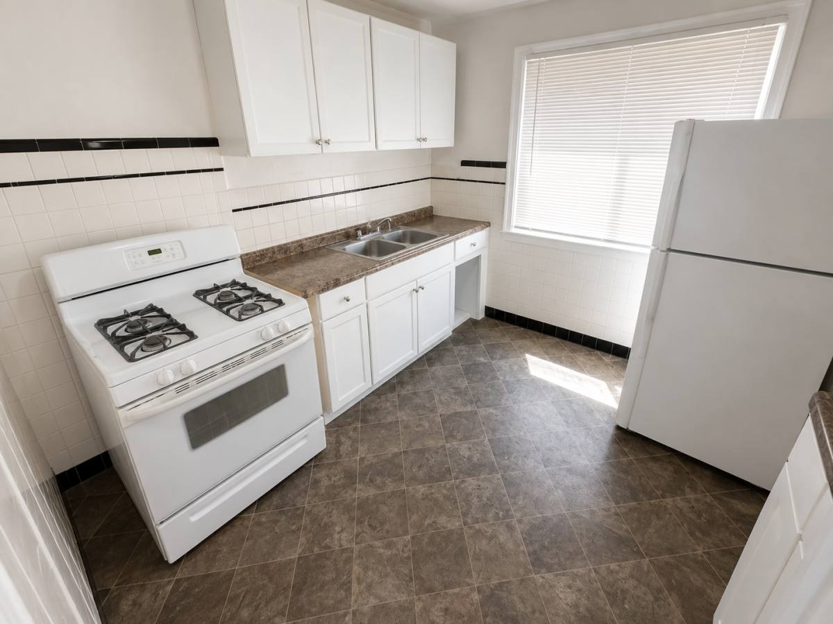 Apartment for rent at 15340 Hartwell, Detroit, MI 48227