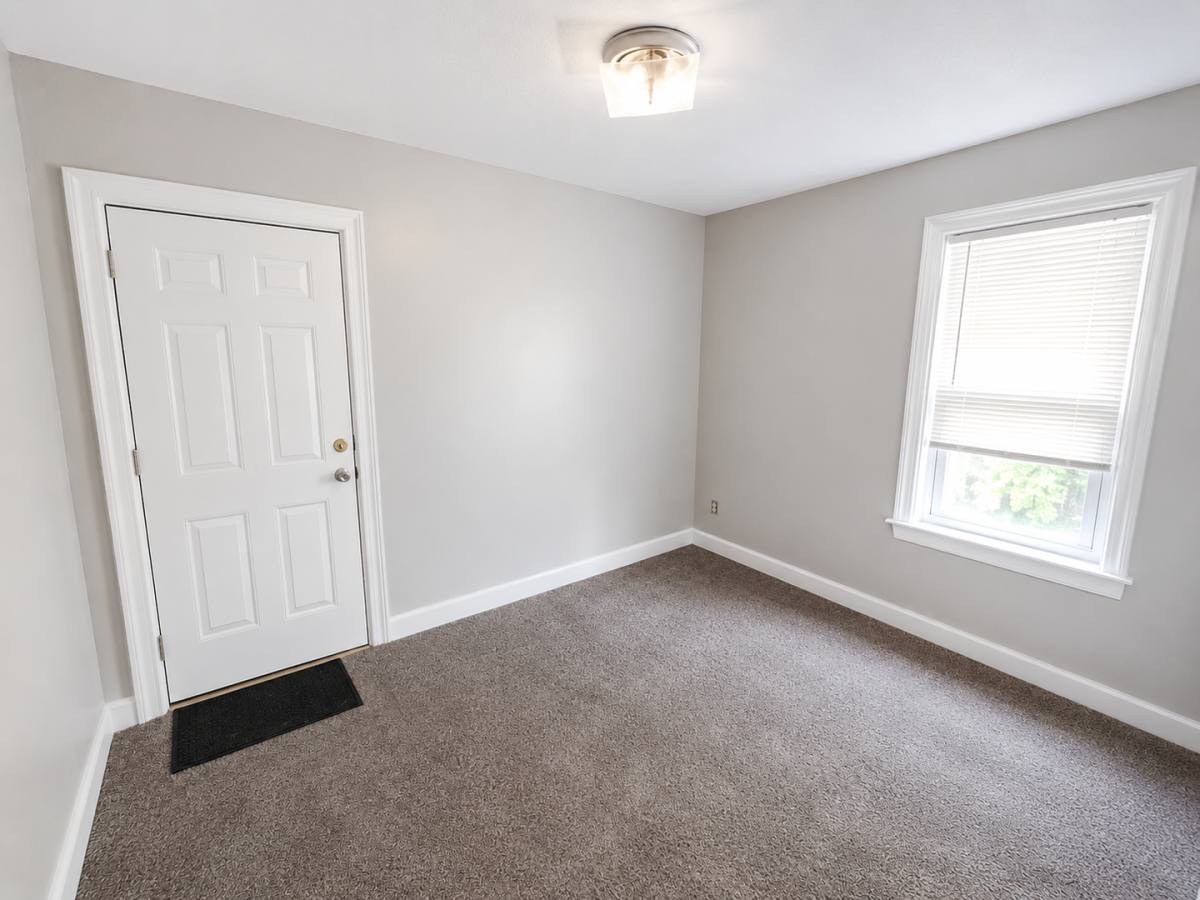 Apartment for rent at 15340 Hartwell, Detroit, MI 48227