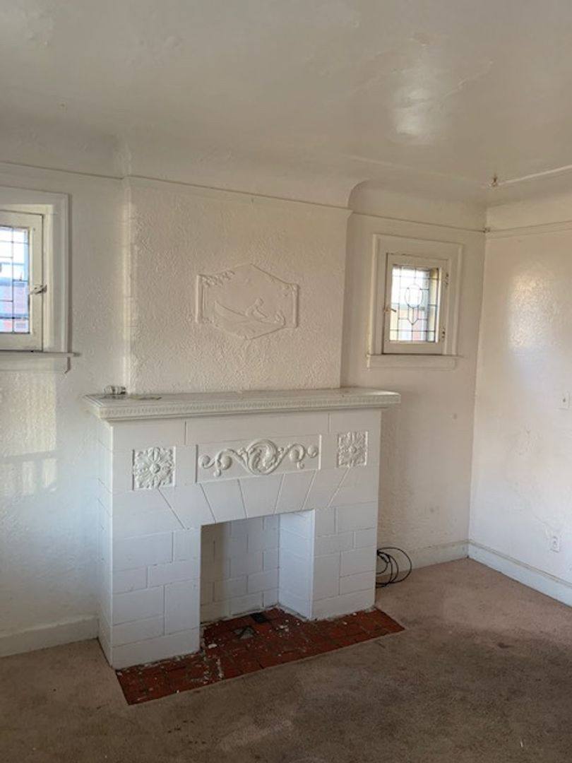 Apartment for rent at 15340 Hartwell, Detroit, MI 48227