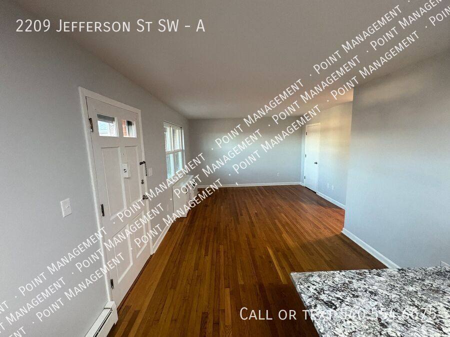 Apartment for rent at 2209 Jefferson St SW #A, Roanoke, VA 24014