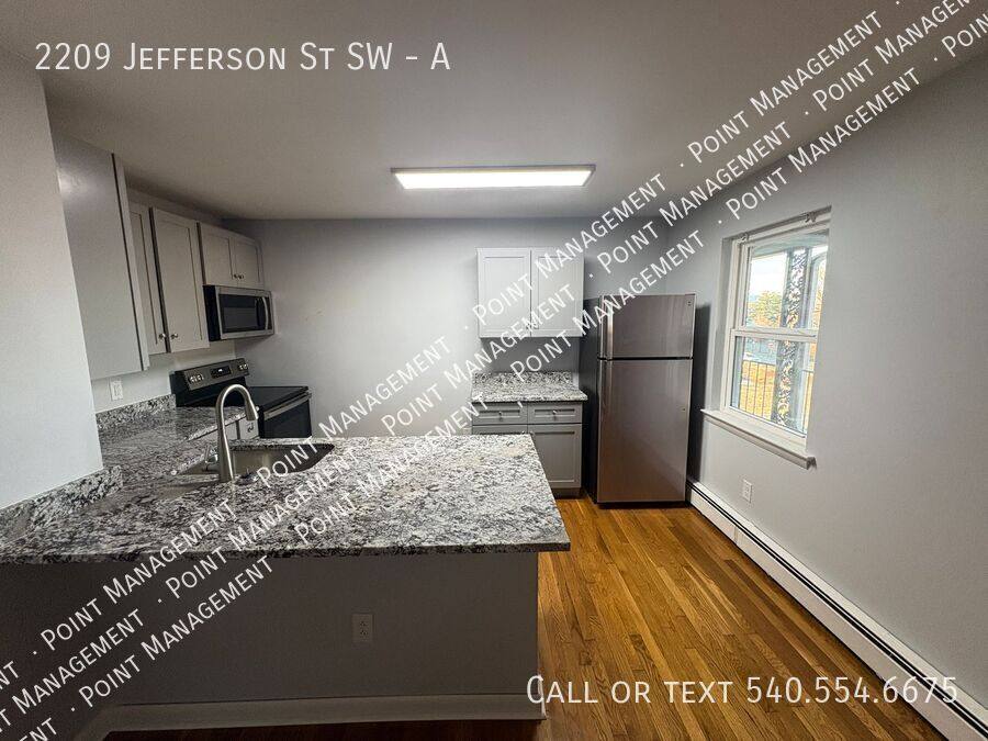 Apartment for rent at 2209 Jefferson St SW #A, Roanoke, VA 24014