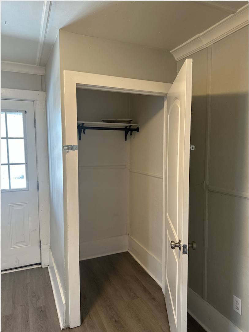Apartment for rent at 18 Calloway St #4, Winchester, KY 40391